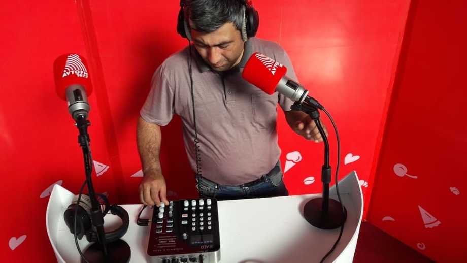 AVTO RADIO FROM AZERBAIJAN SELECTS AEQ DIGITAL TECHNOLOGY TO EQUALIZE THEIR RADIO STUDIOS