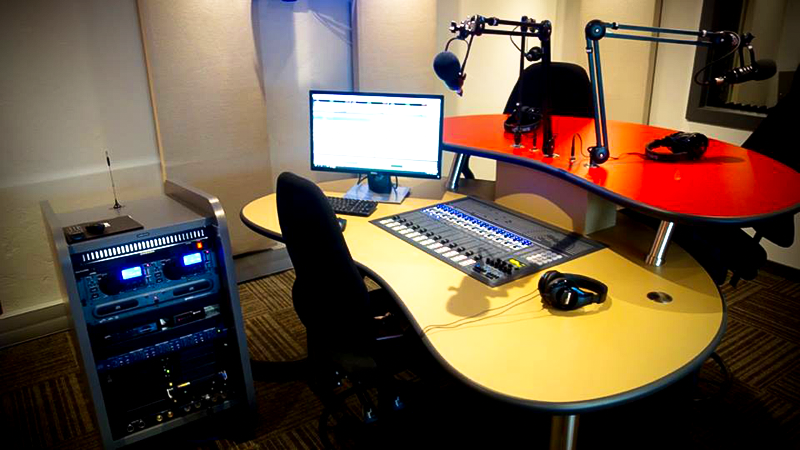 RADIO SAJONISI in South Africa chose the AEQ FORUM console for its broadcast studio 
