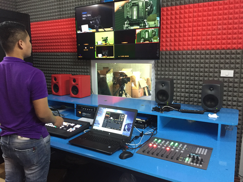 The Radio and Television Station of Vinh Yen City with AEQ technology