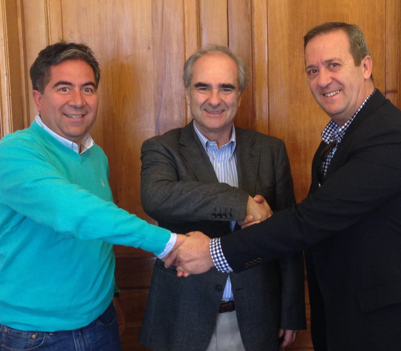 Agreement between Radio Agricultura and AEQ