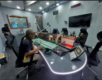 Bongo FM in Tanzania selects AEQ FORUM IP SPLIT console for their main studio