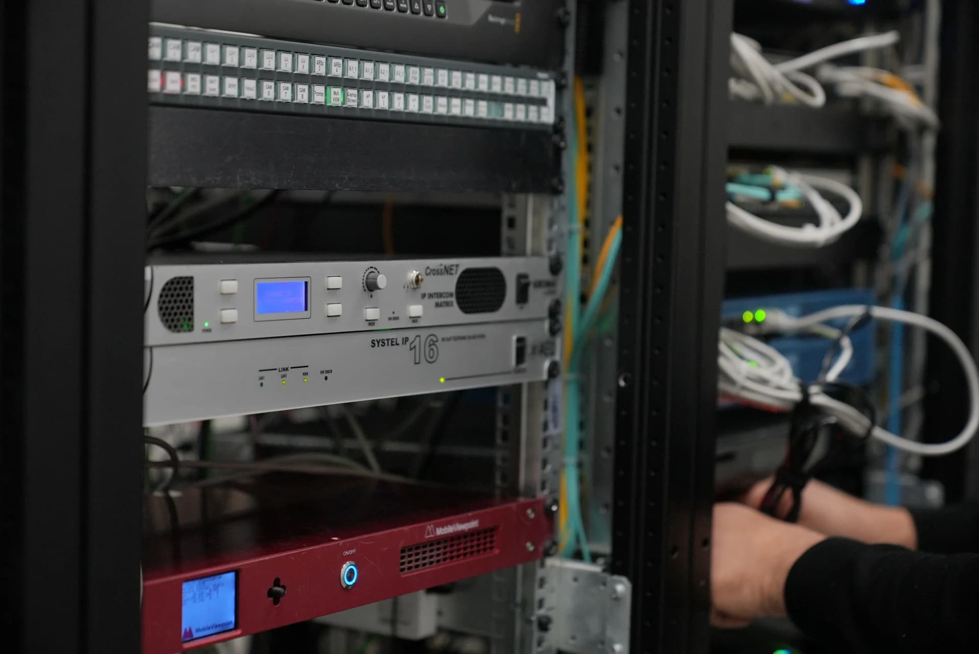 AEQ SYSTEL-IP empowers Euronews Georgia's communication with advanced multiconferencing technology