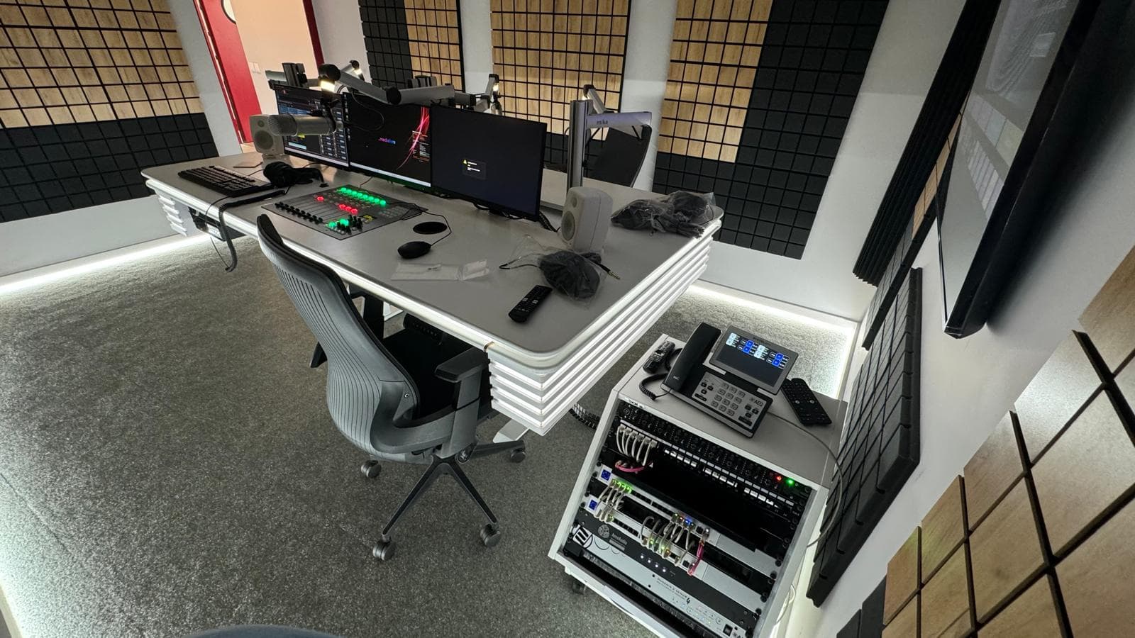 AEQ Audio Technology in the renovation of the Portuguese radio station Correio da Manhã Radio
