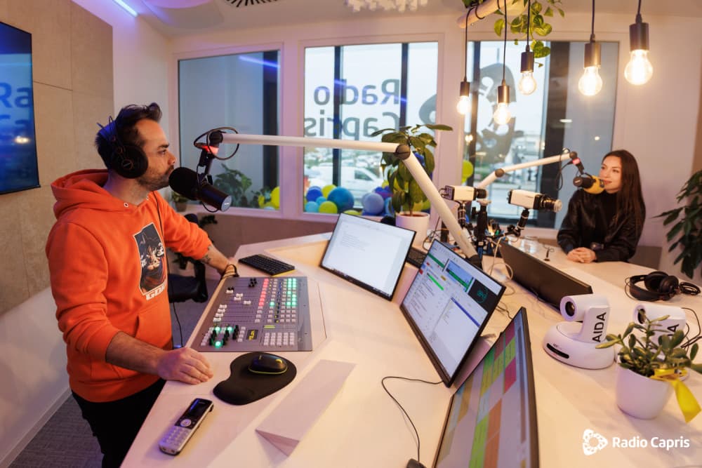 Radio Capris Upgrades Its Studios with the AEQ CAPITOL IP Digital Mixing Console
